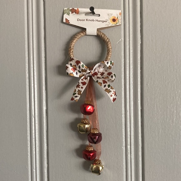 NWT Fall Harvest Theme Door Knob Hanger w/ Bells & Bow - Picture 6 of 10